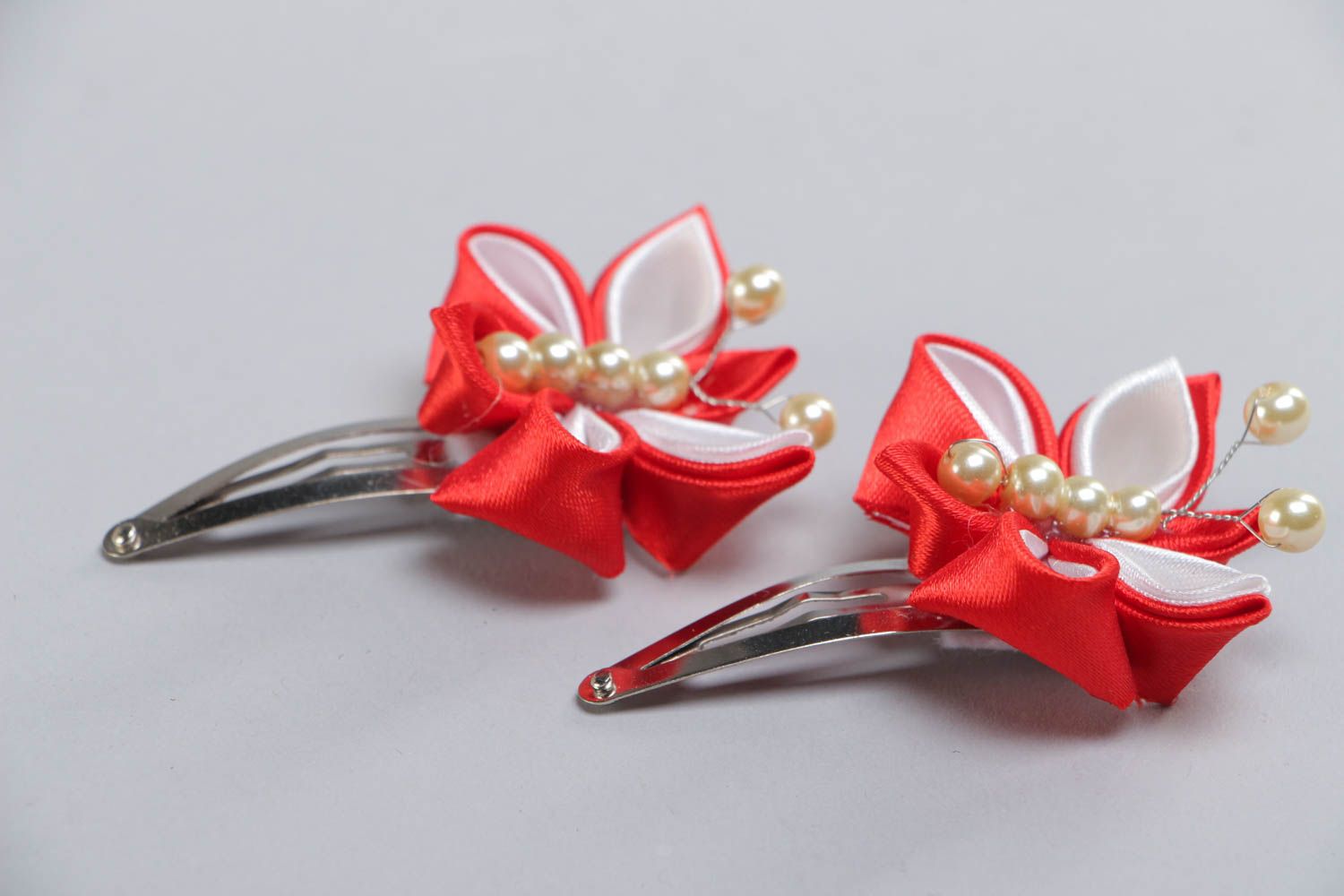 Handmade hairpins made of satin ribbons set of 2 pieces red with white hair accessories photo 3