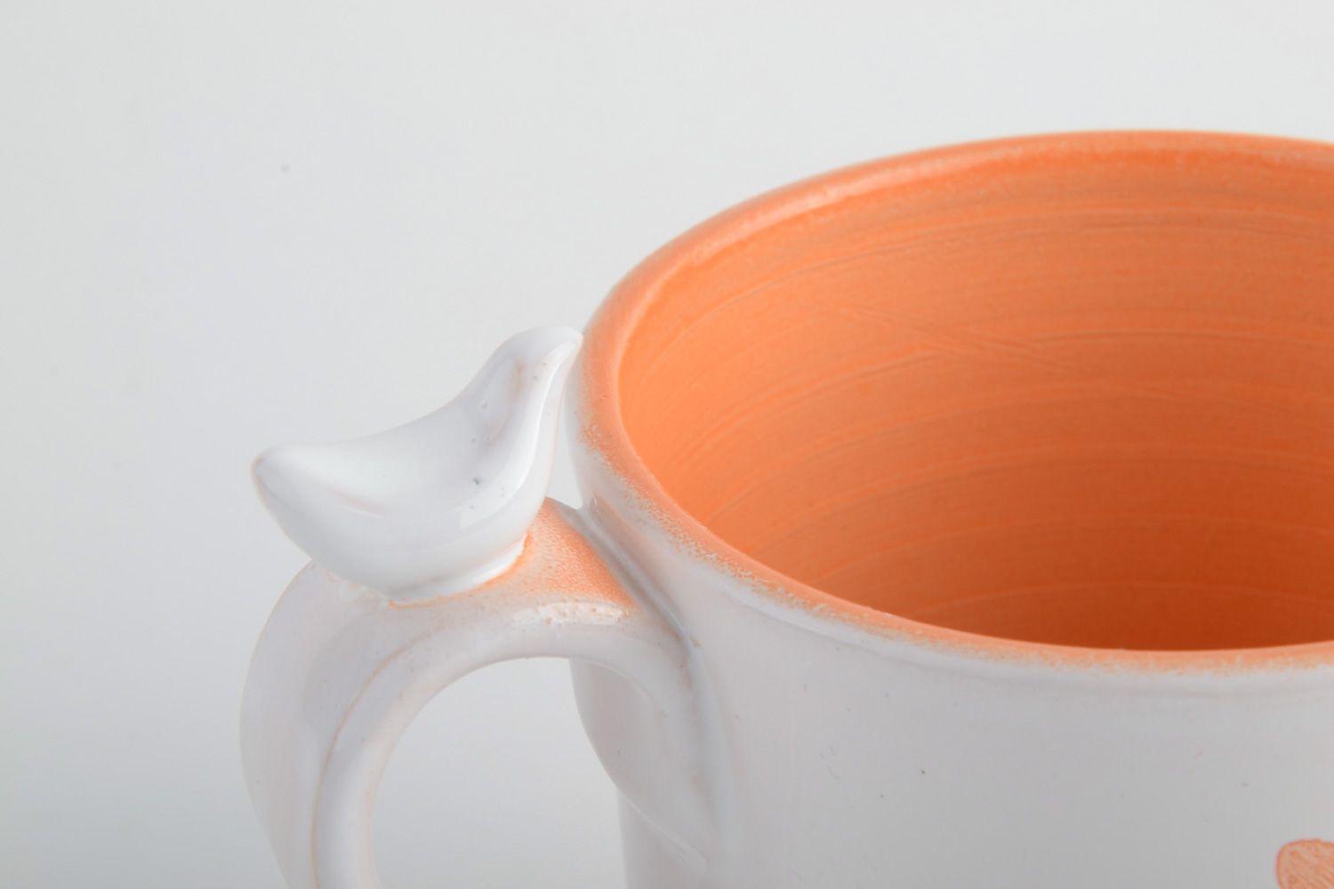 White and orange colors heart pattern ceramic cup for tea with handle photo 3