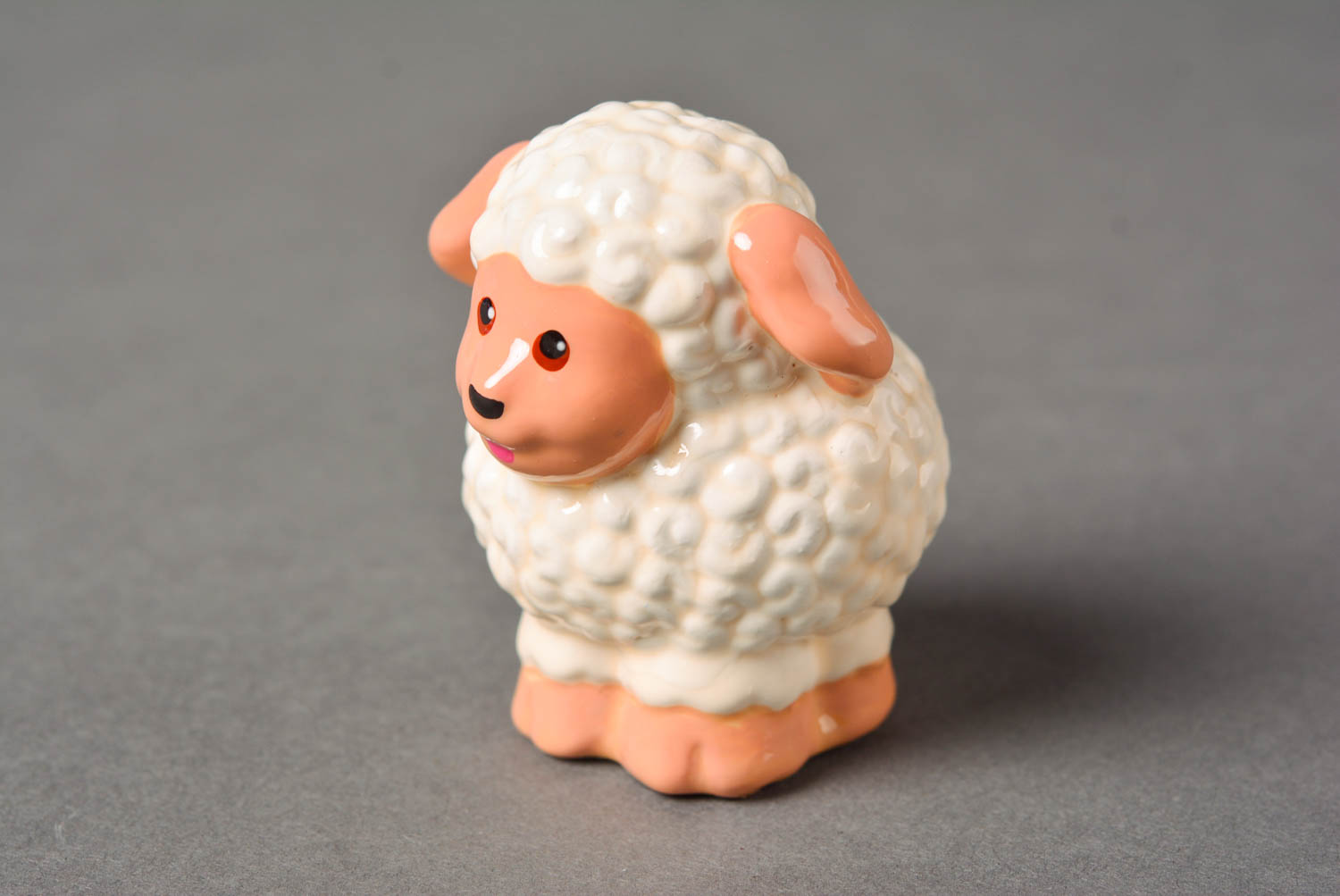 Декор для дома handmade фигурка из гипса элемент декора статуэтка белая овца фото 3