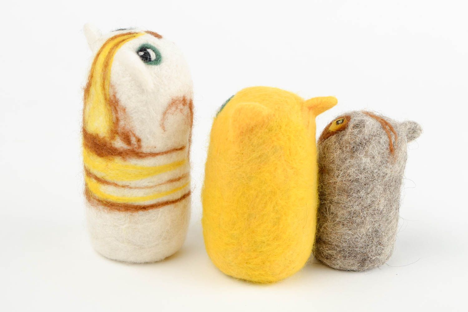 Muñecos de fieltro tres juguetes hechos a mano decoración de interior  foto 5