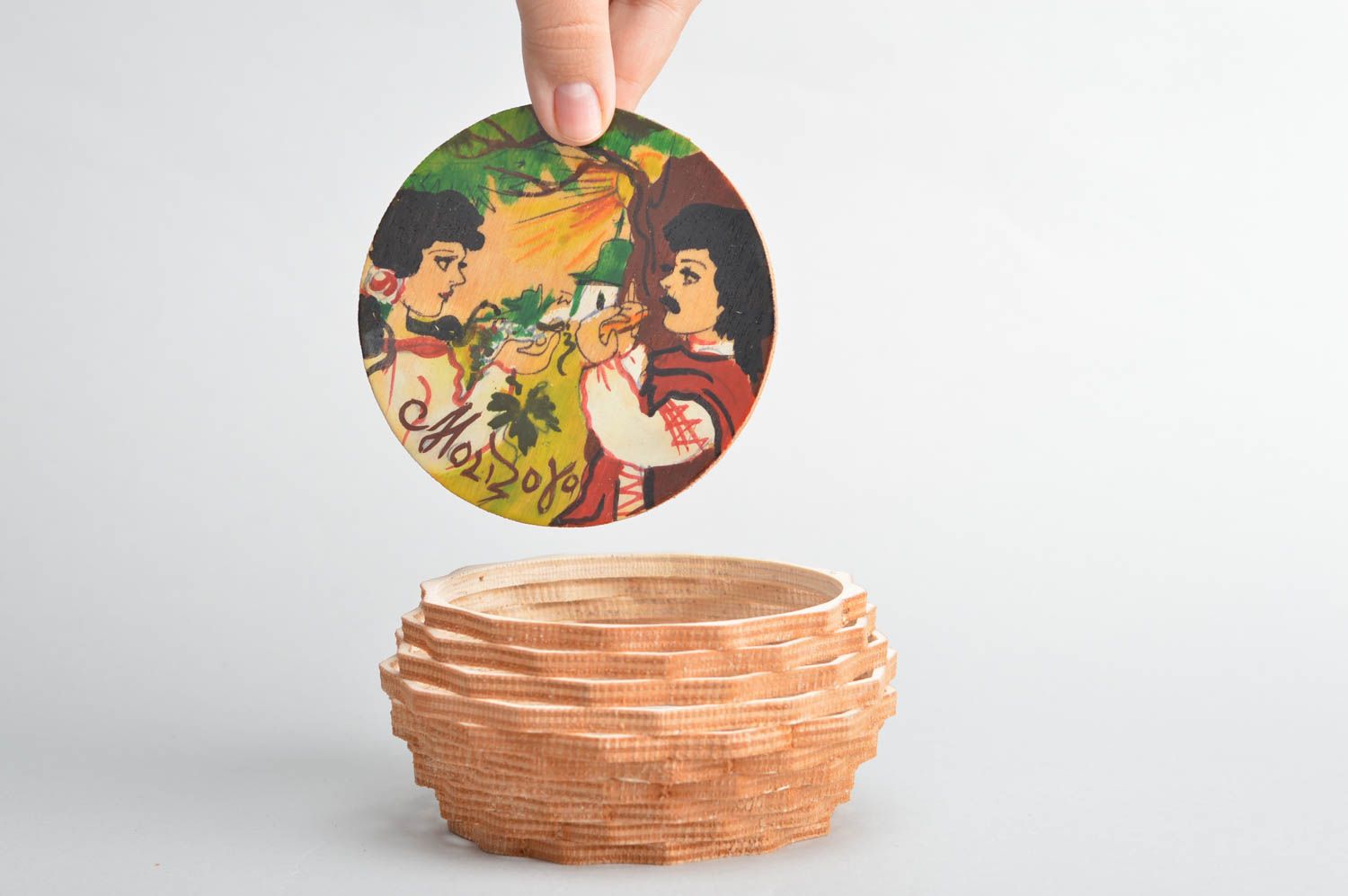 Bemalte Schatulle aus Furnierholz für Schmucksachen künstlerische Handarbeit foto 3