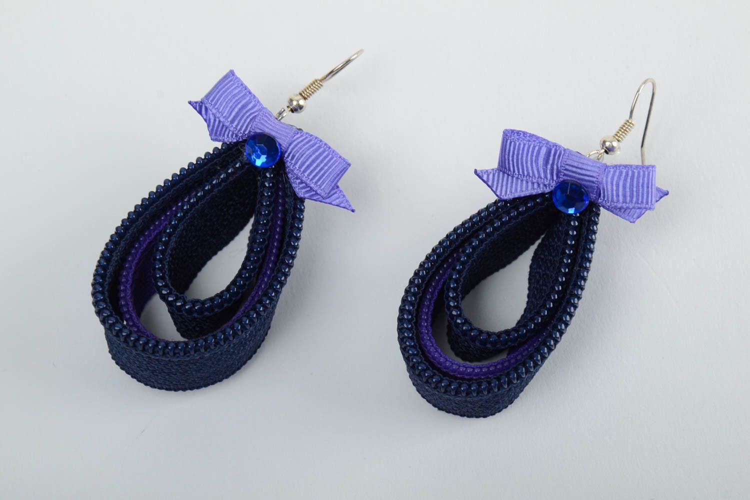 Set of handmade dark blue rep ribbons jewelry dangling earrings and brooch 2 items photo 3