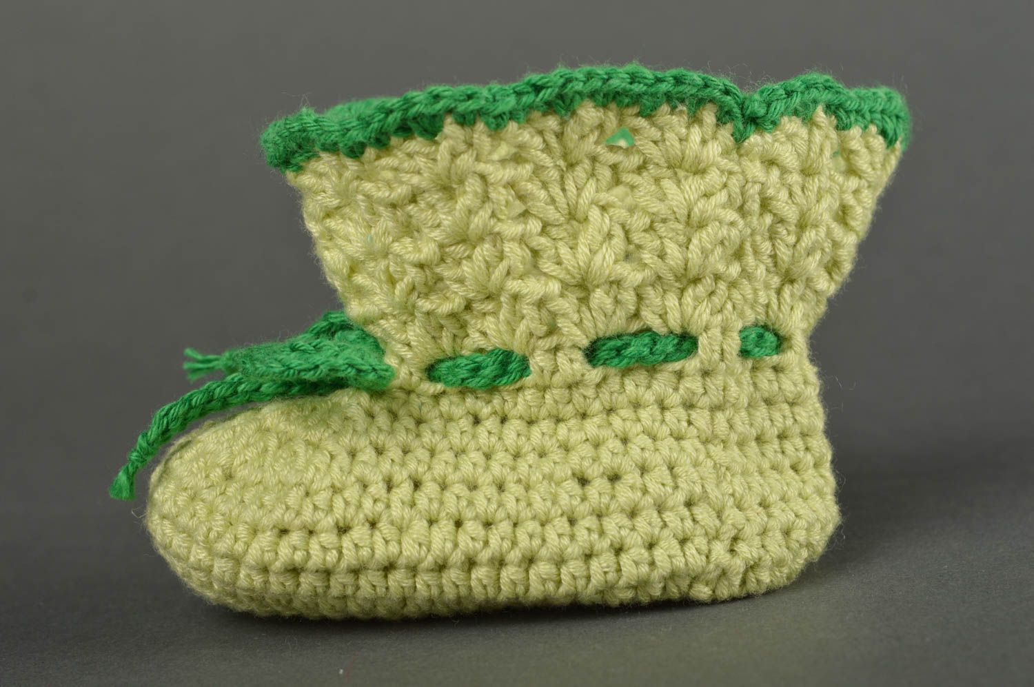 Handmade crocheted baby bootees green warm kids shoes stylish footwear for kids photo 5