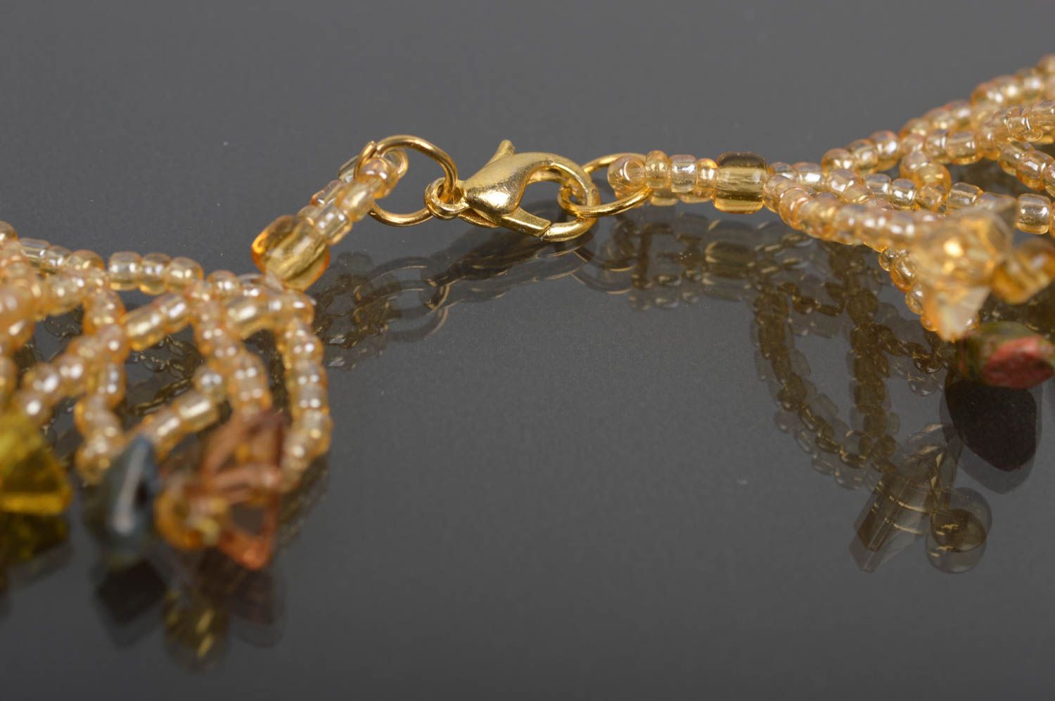 Handmade Rocailles Kette Designer Schmuck Halskette für Frauen beige stilvoll foto 2