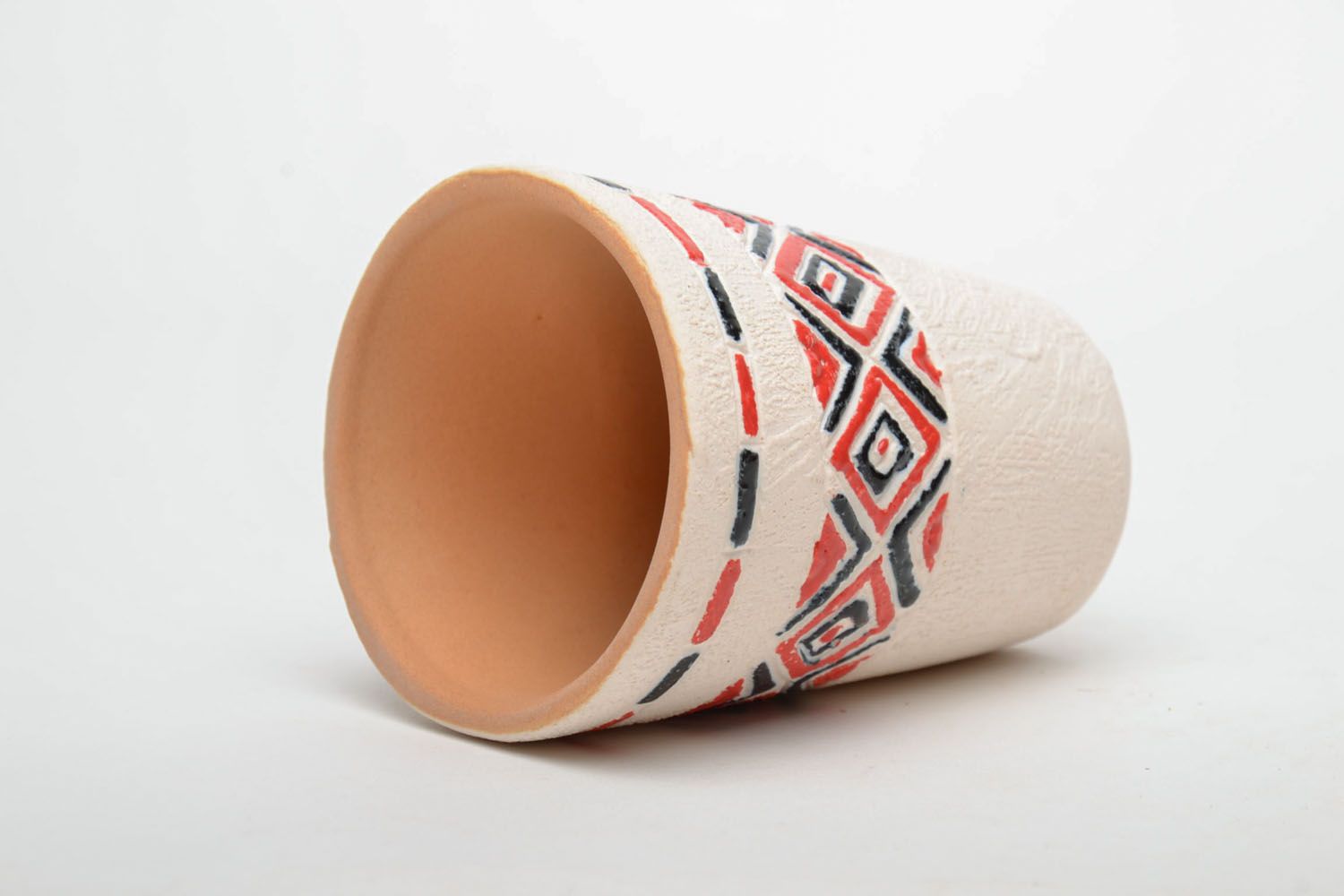 Chupito de cerámica con ornamento foto 3