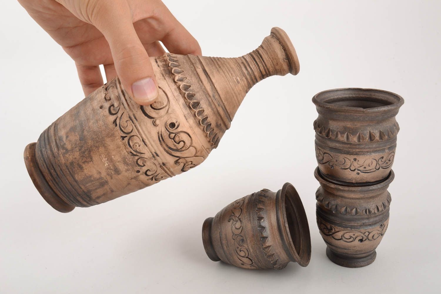 Botella de cerámica 500 ml y tres vasos hechos a mano hermosos ionizados foto 5