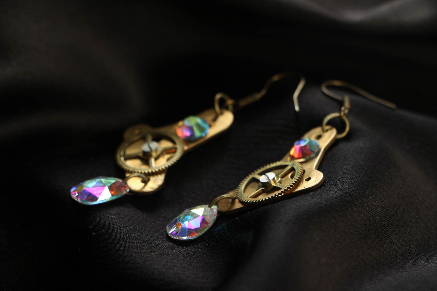 Steampunk long earrings with clockwork details photo 2