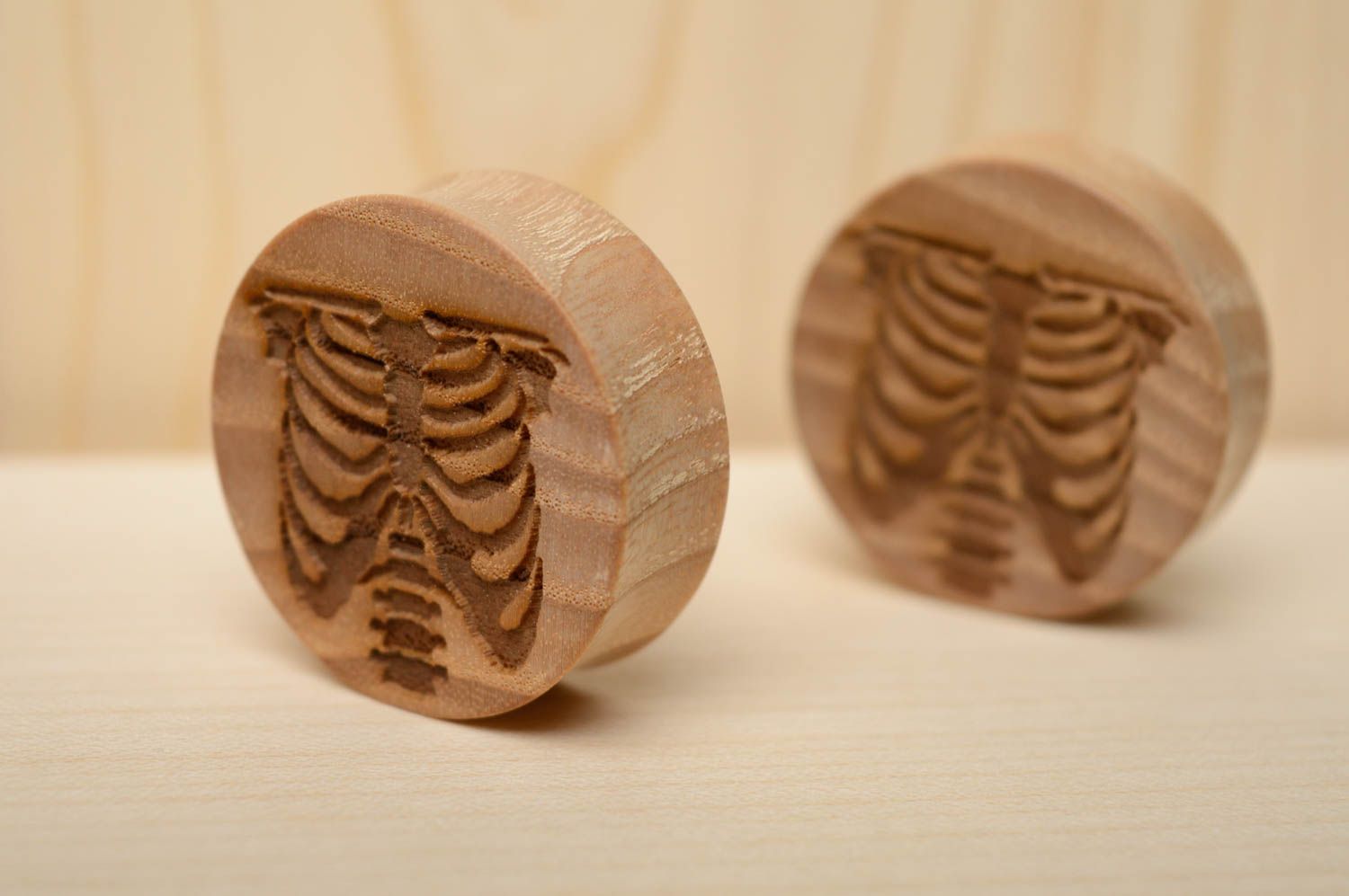 Ash wood plugs with engraving 28 mm photo 5