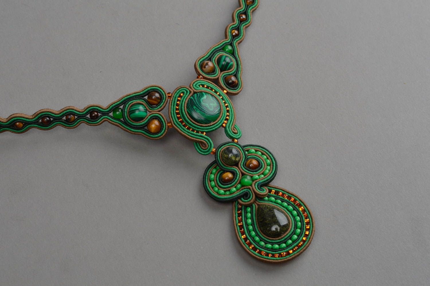 Handmade elegant necklace green unusual accessory stylish beautiful jewelry photo 3