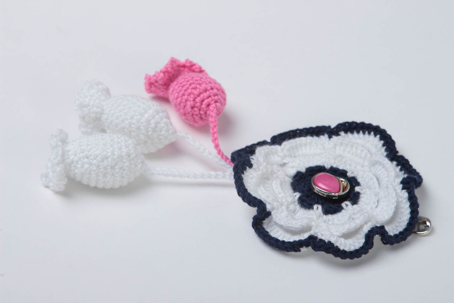 Handmade crocheted brooch flower brooch fashion jewelry present for women photo 3