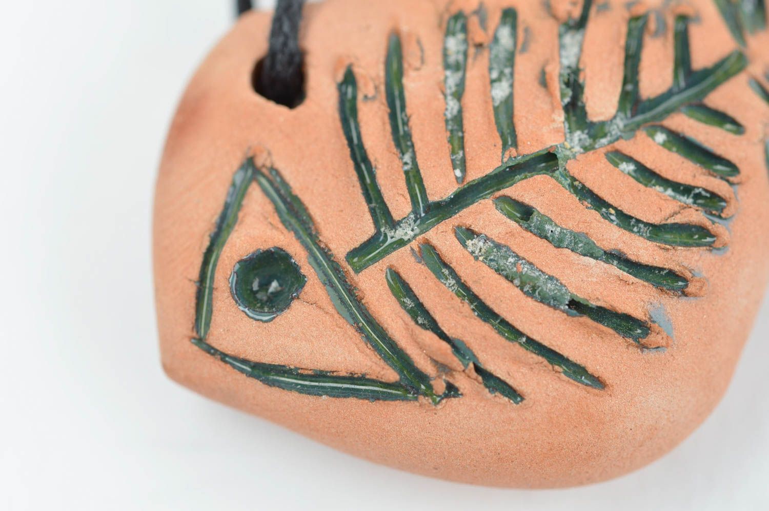 Pendentif céramique eт forme de poisson fait main style ethnique bijou photo 5