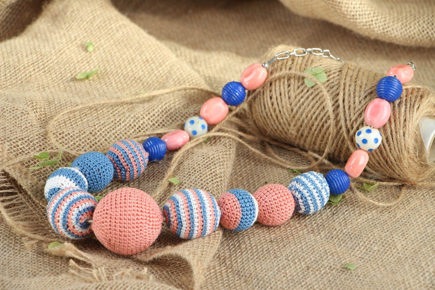Necklace made of tied wooden beads photo 4
