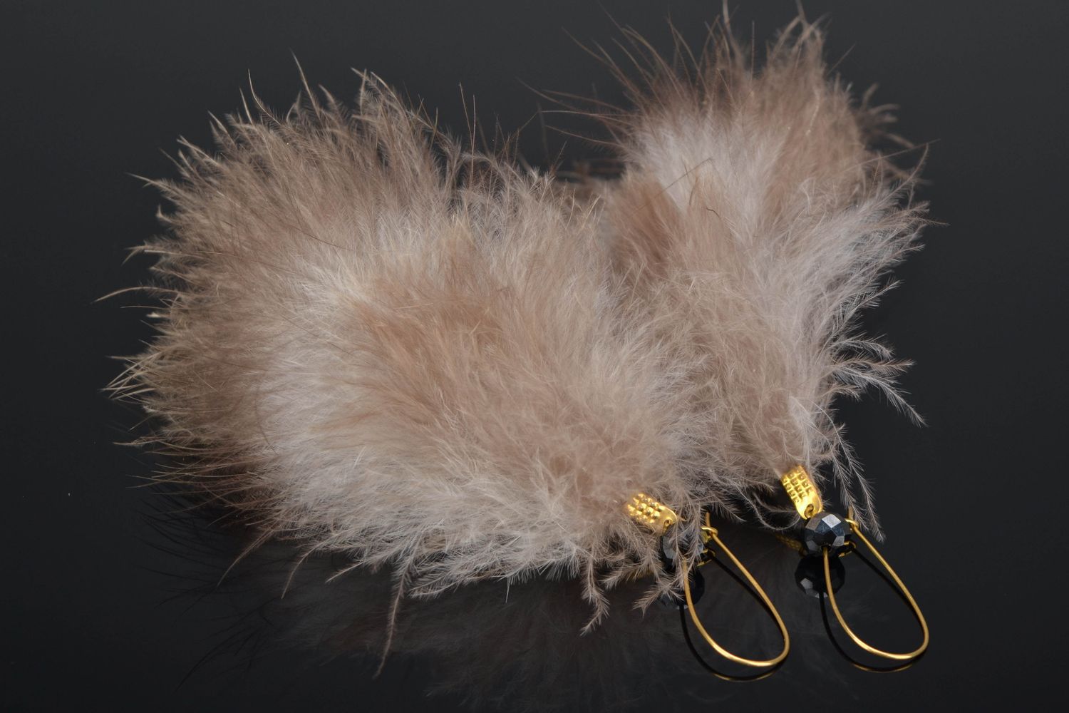 Ostrich feather earrings photo 1