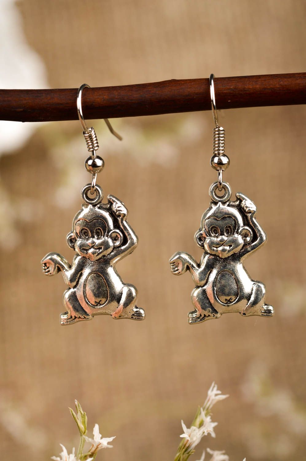 Earrings made of metal long earrings monkey earrings female accessories fashion photo 1