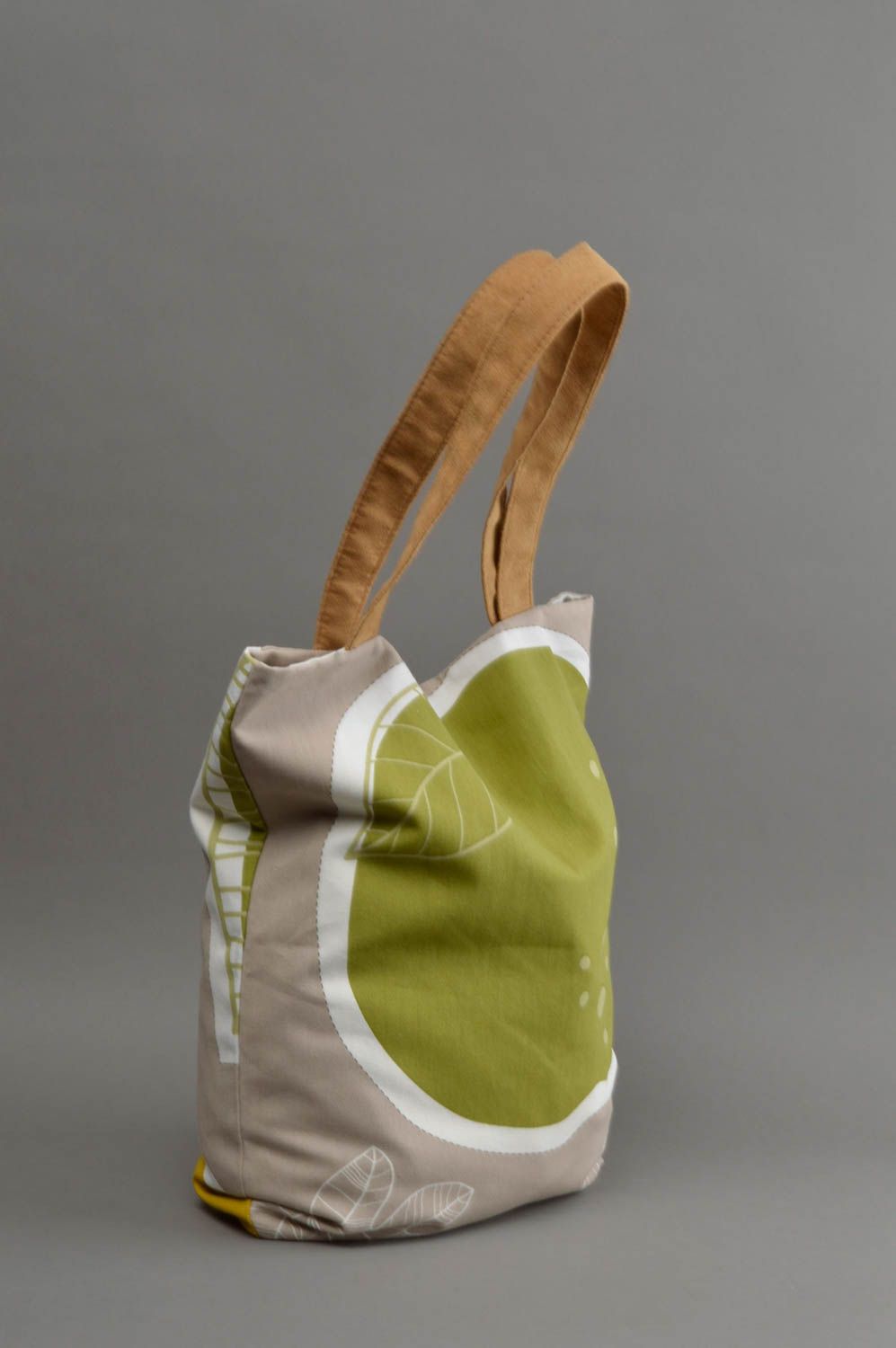 Originelle handgemachte Tasche aus Stoff aus künstlichem Wildleder für Damen foto 2