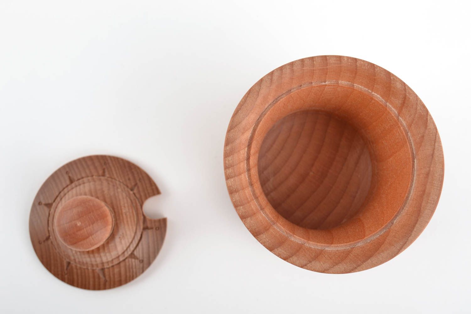 Petit pot de cuisine en bois avec couvercle fait main sculpté original 20 cl photo 3