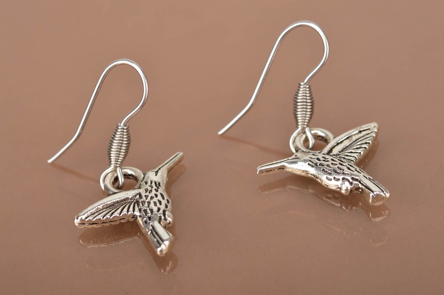 Handmade Metall Schmuck ausgefallener Ohrschmuck Ohrringe für Damen Kolibris foto 3