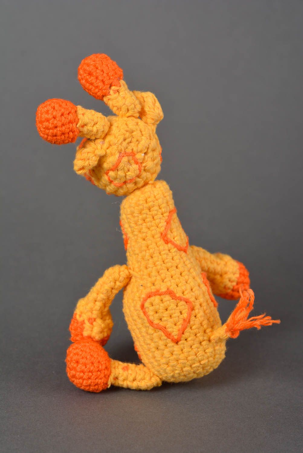 Jouet enfant fait main Hochet bébé en forme de girafe tricotée Cadeau original photo 4