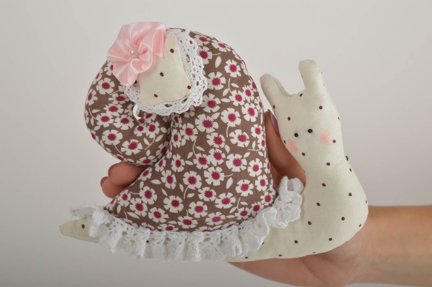 Handmade Designer Puppe Stoff Kuscheltier Schnecke Geschenk für Kinder Haus Deko foto 5