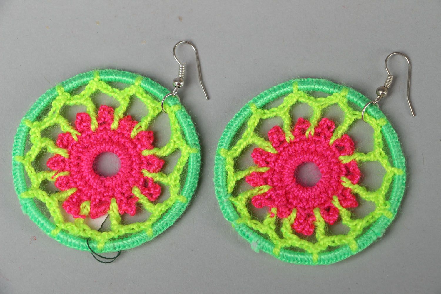 Lacy round earrings Acid photo 1