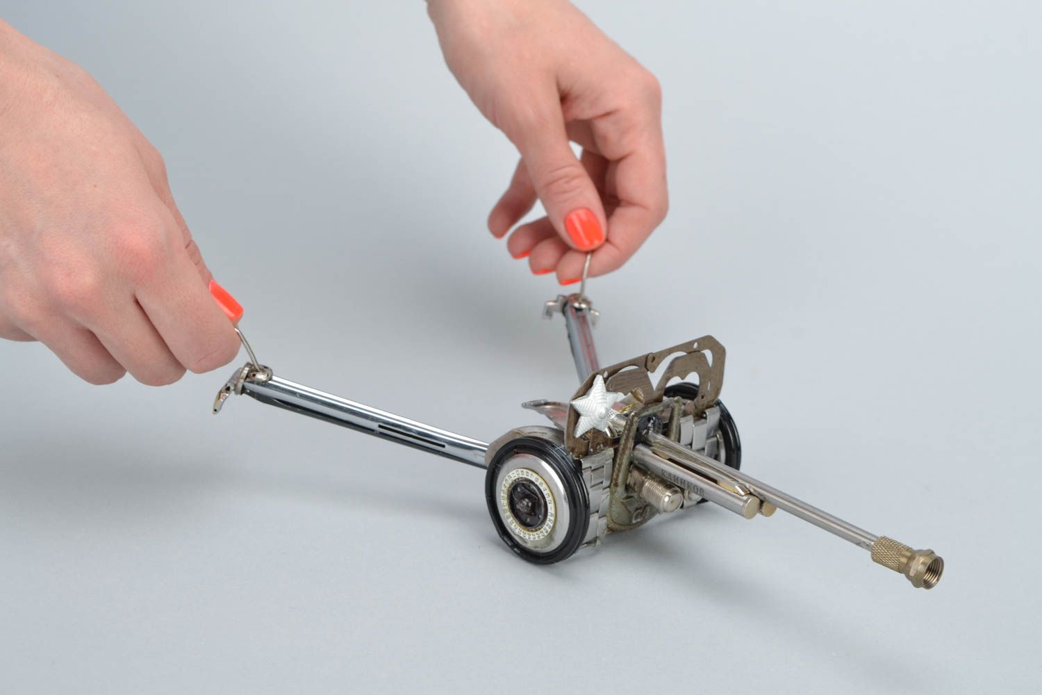 Handmade miniature steampunk metal figurines with clock mechanisms Gun Howitzer photo 2