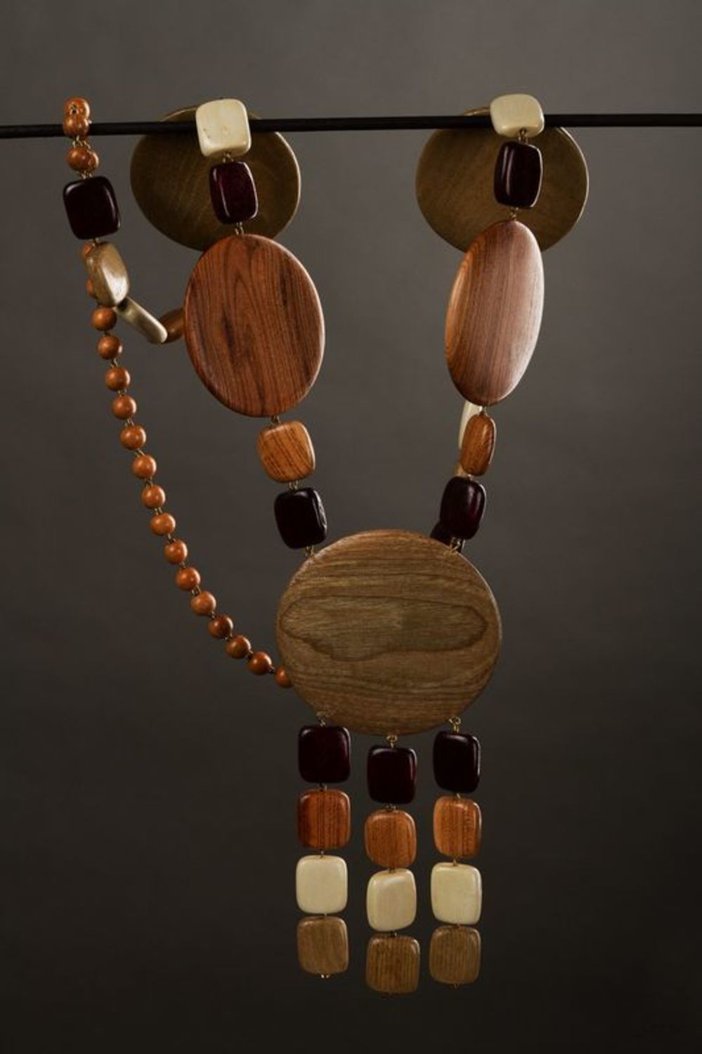 Massive wooden beaded necklace photo 1