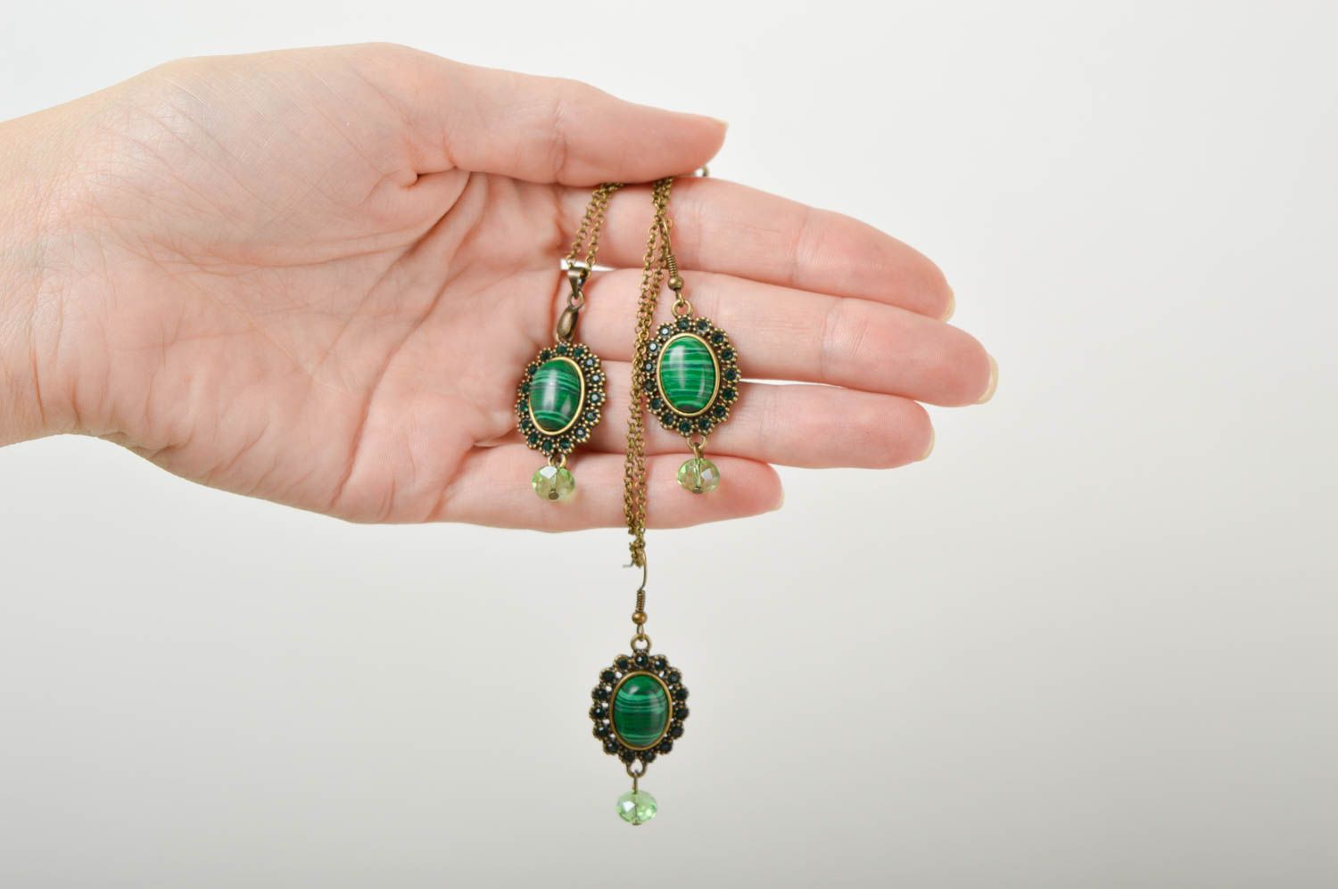 Cool handmade jewelry set bead earrings bead pendant fashion trends for girls photo 2