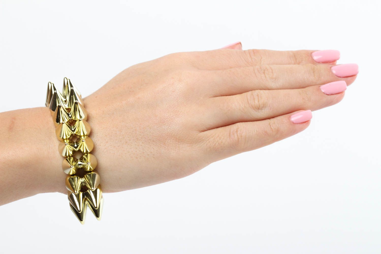 Bracelet fantaisie Bijou fait main avec piquants design Accessoire femme photo 5