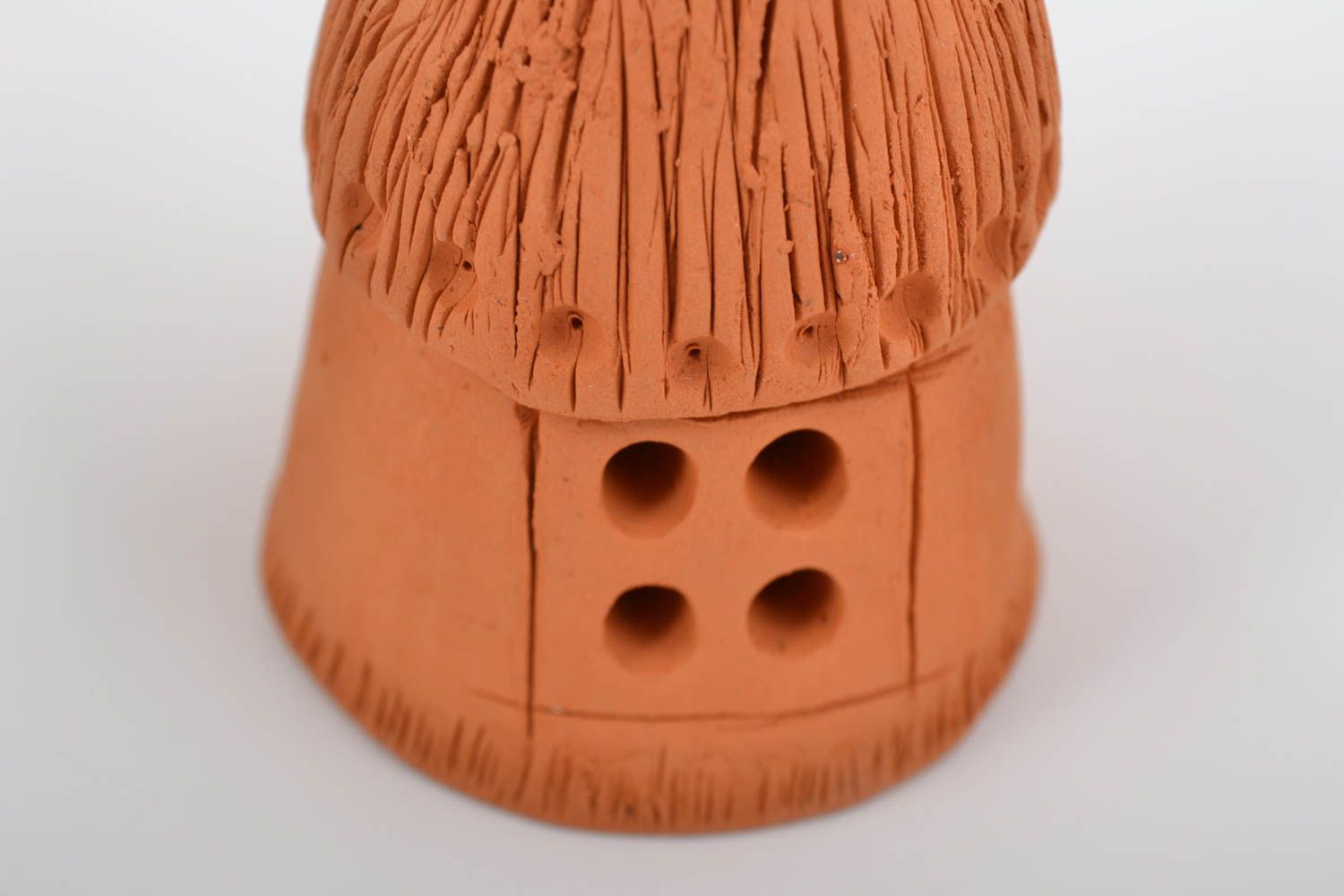 Авторский керамический колокольчик домик миниатюрный в этно стиле ручная работа фото 4
