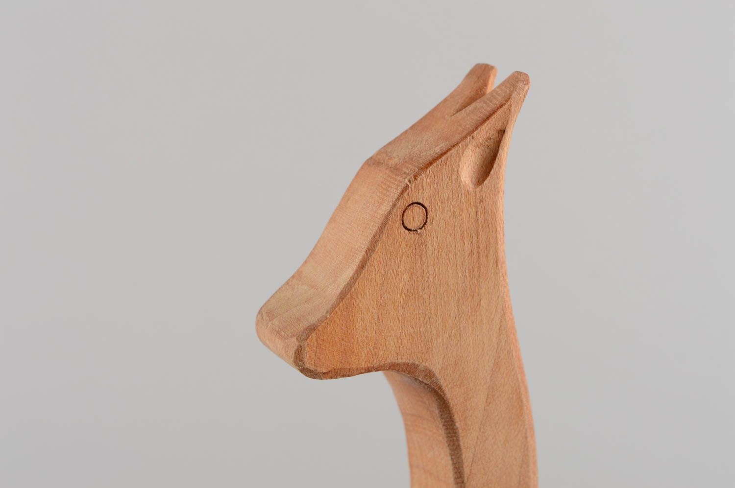 Juguete de madera artesanal con forma de jirafa natural original foto 4