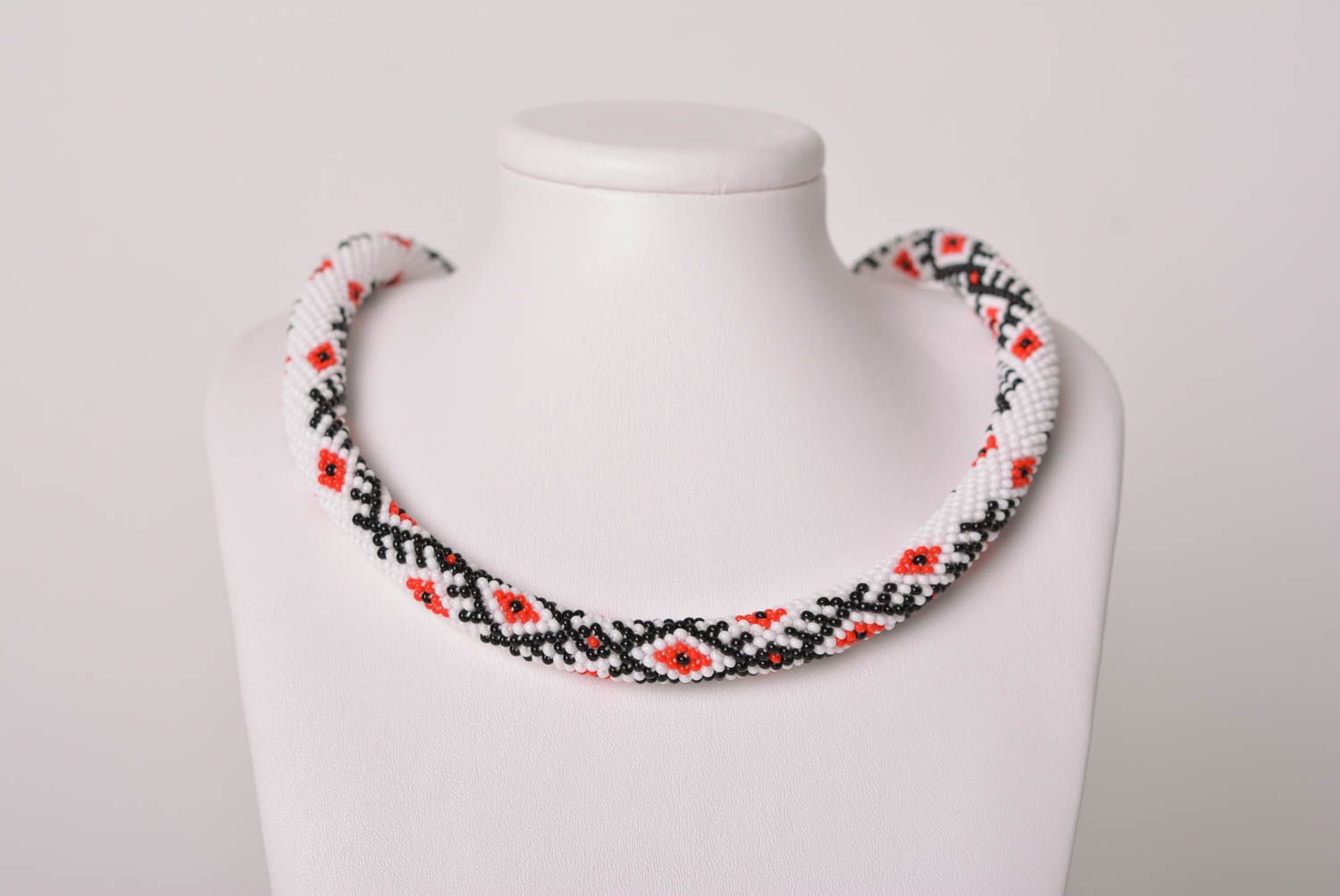 Handmade Damen Collier Glasperlen Halskette Accessoire für Frauen Ethno Muster foto 2