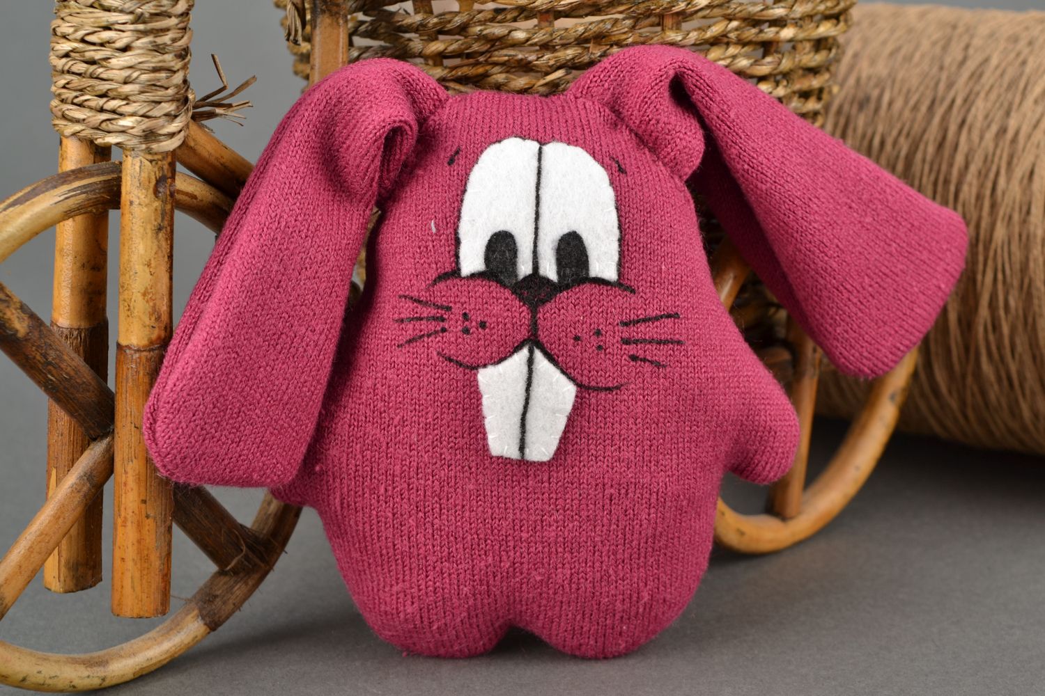 Мягкая игрушка заяц розовая из ткани  фото 1