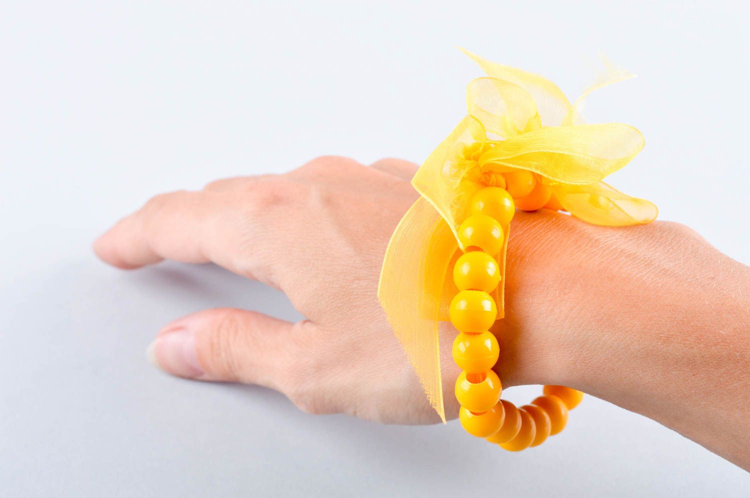Handmade Damen Armband Ethno Schmuck Designer Accessoire zart gelb einzigartig foto 5