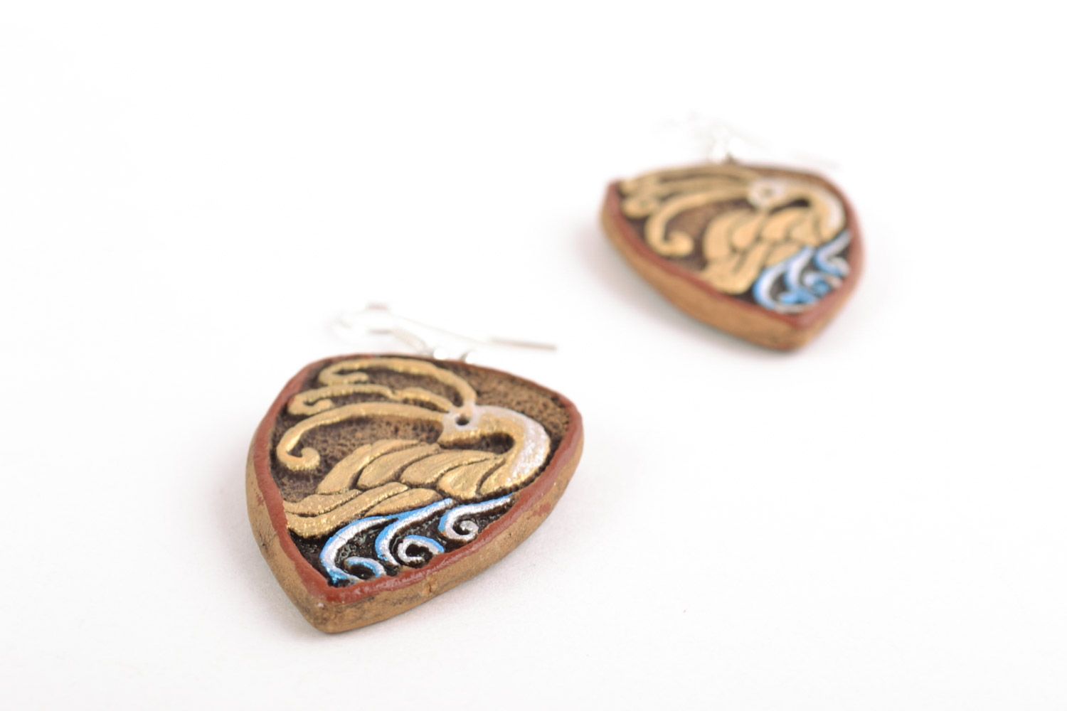 Boucles d'oreilles pendantes en terre cuite avec image d'oiseaux faites main photo 3