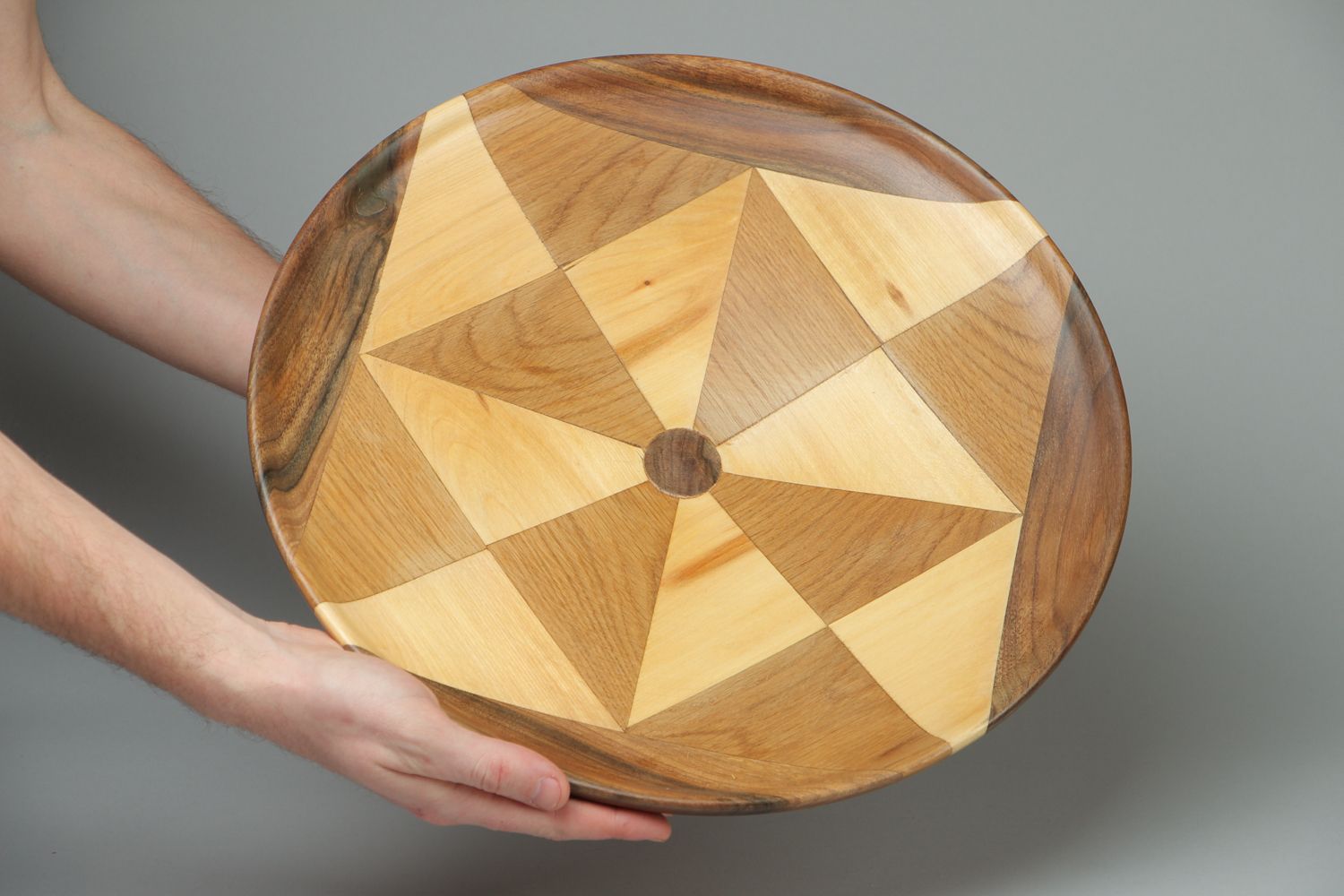 Flat wooden plate for bread and fruit photo 4