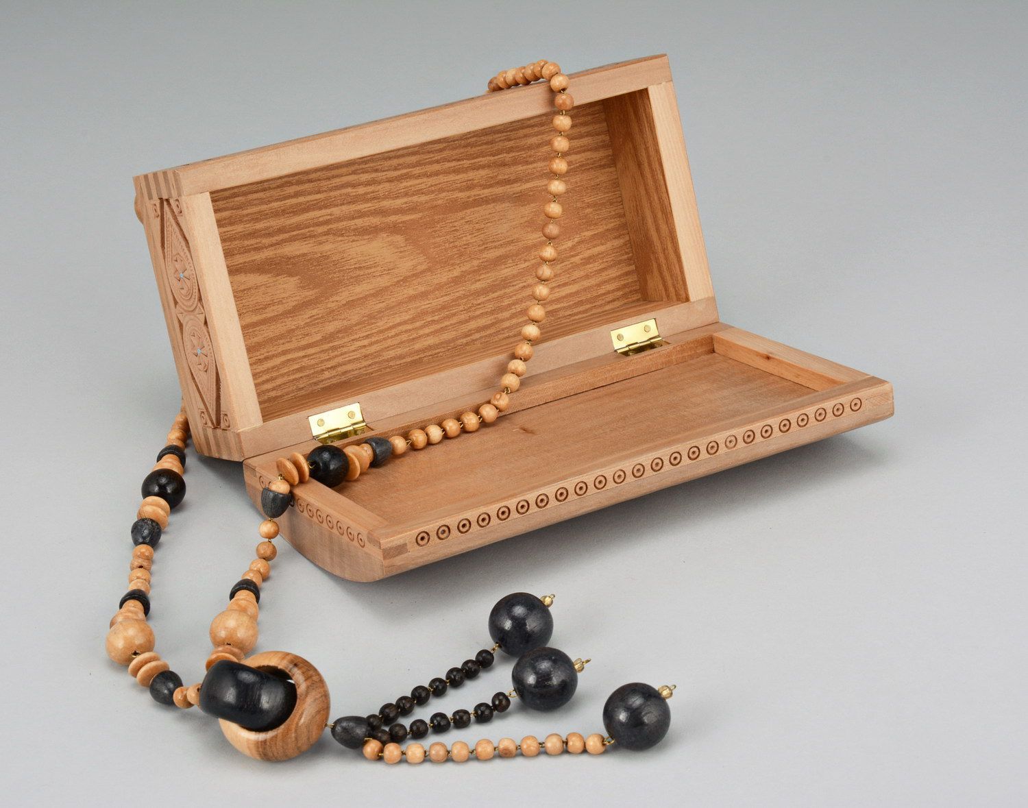 Handmade wooden beads photo 3