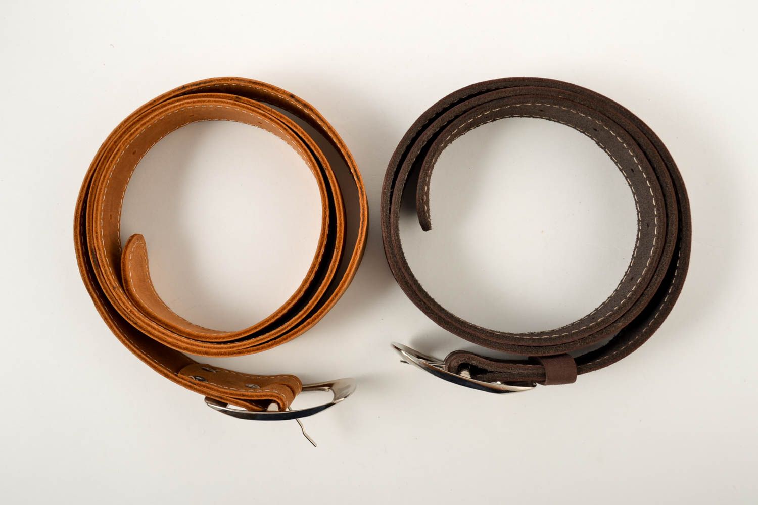 Handmade Herren Gürtel in Braun Accessoires für Männer Gürtel aus Leder 2 Stück foto 2