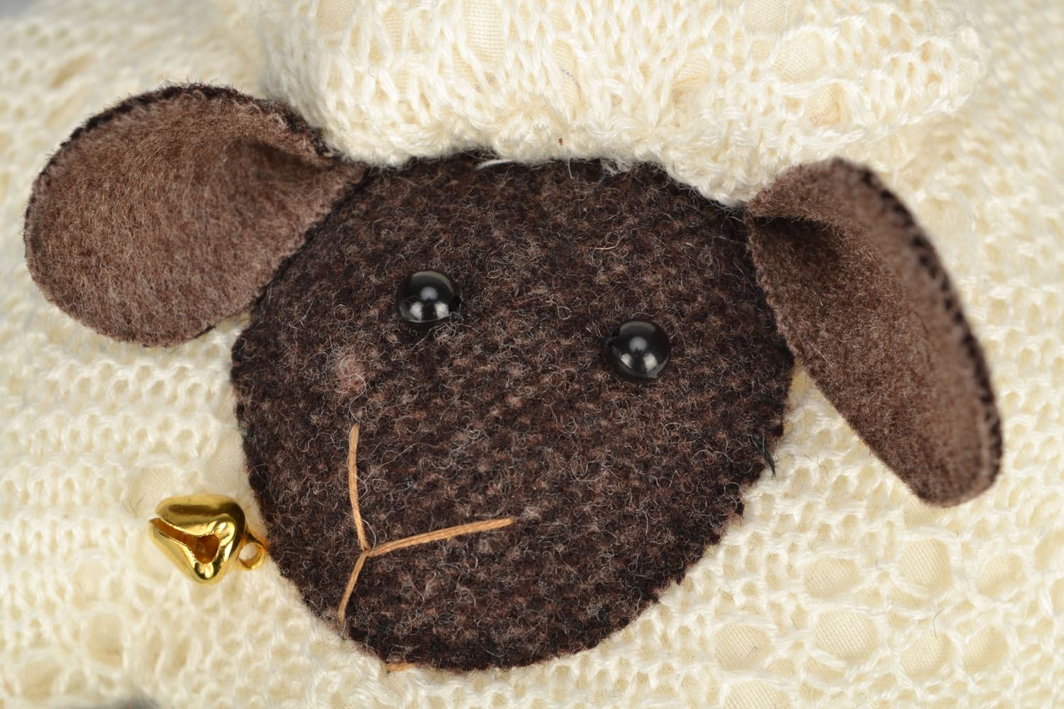 Мягкая игрушка-подушка Маленькая овечка фото 4