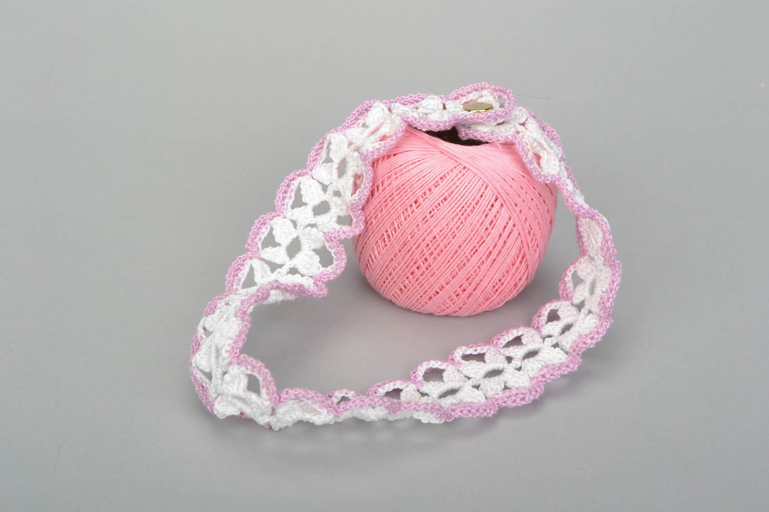 Children's crocheted headband photo 1