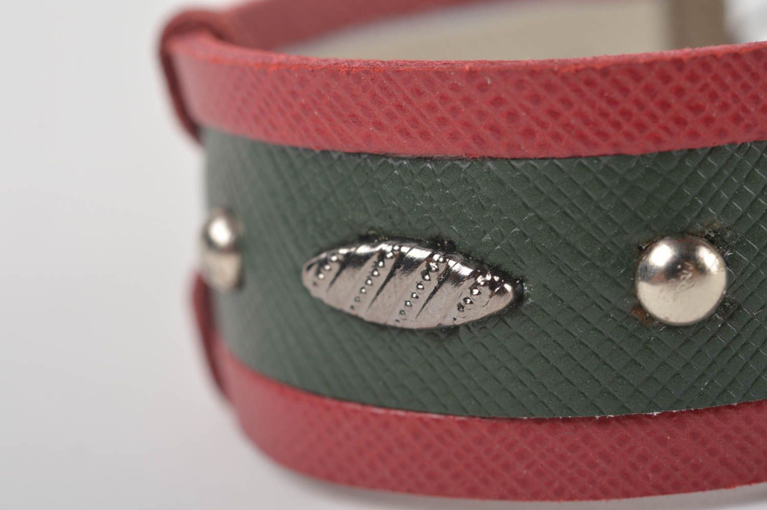 Bracelet large en cuir naturel Bijou fait main vert-rose Cadeau pour femme photo 5