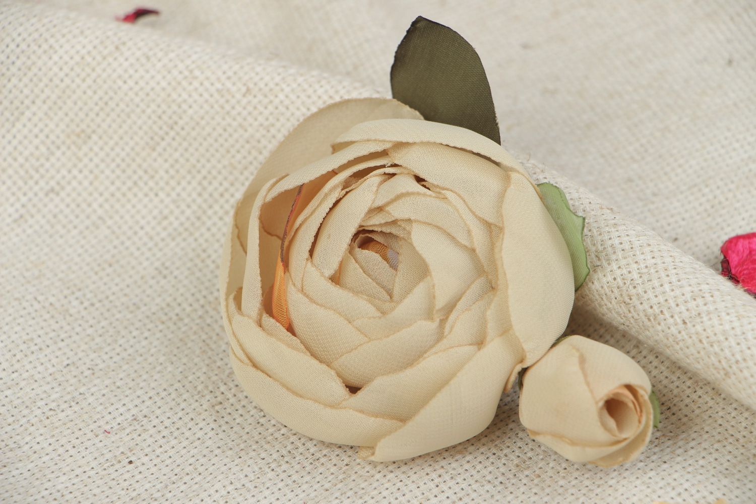Handmade chiffon fabric flower brooch-hair clip photo 5