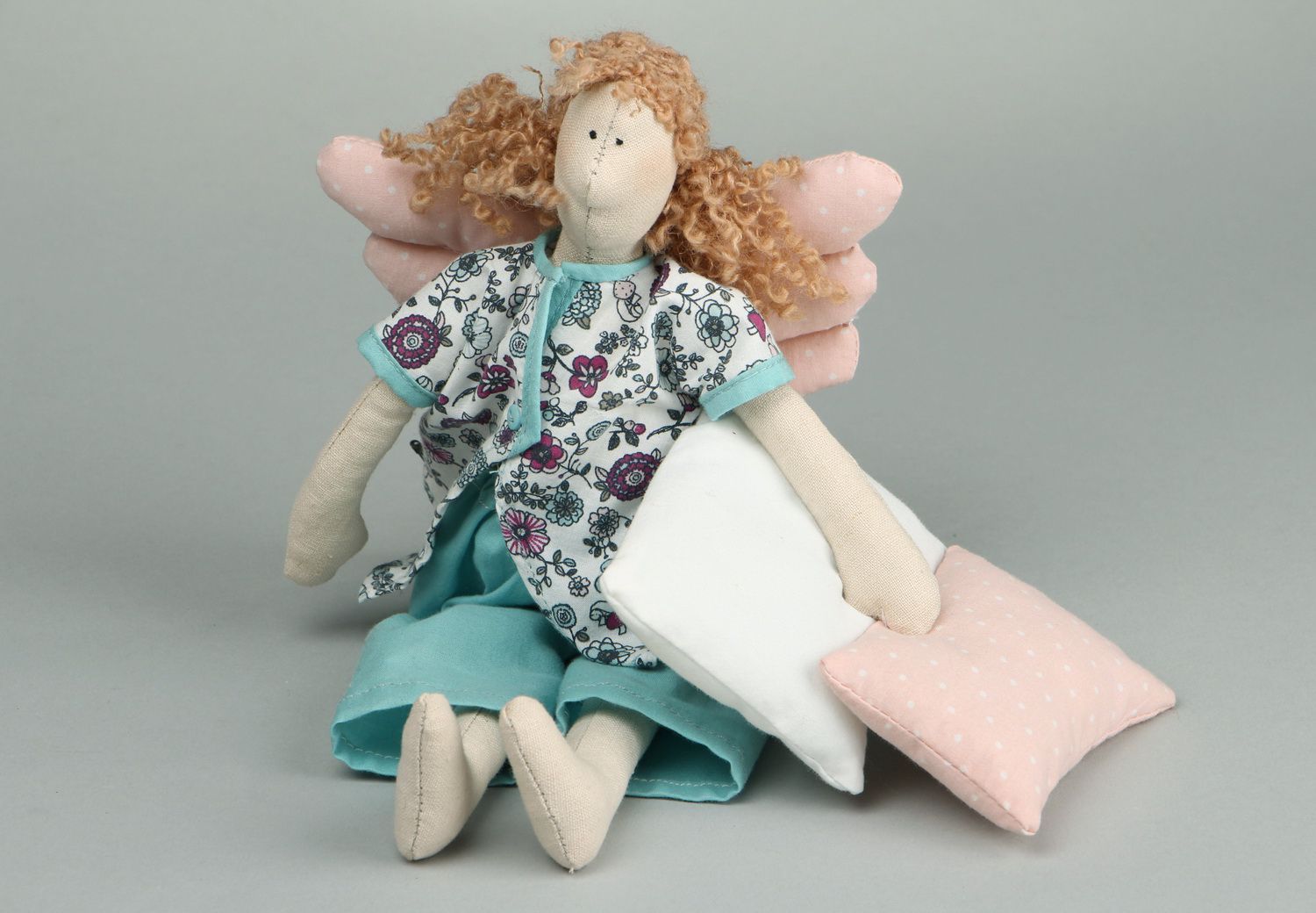 Handmade Stoff Spielzeug Designer Puppe Engel schöne Puppe mit Flügeln foto 5