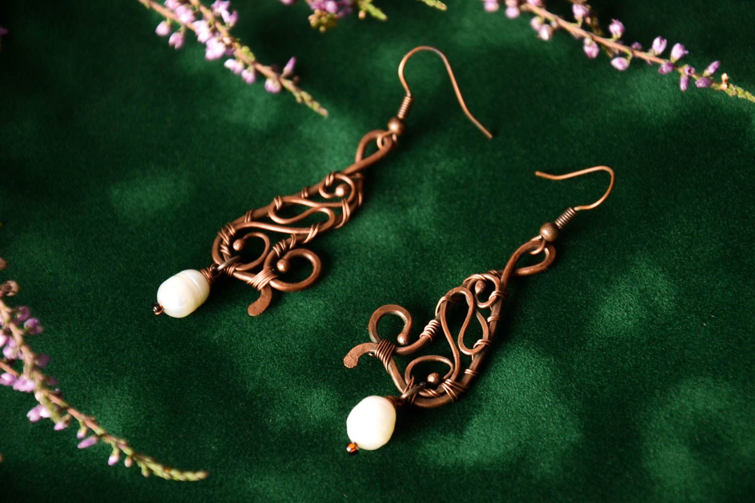 Handmade Schmuck lange Ohrringe Metall Schmuck Kupfer Ohrringe mit Perlen foto 1