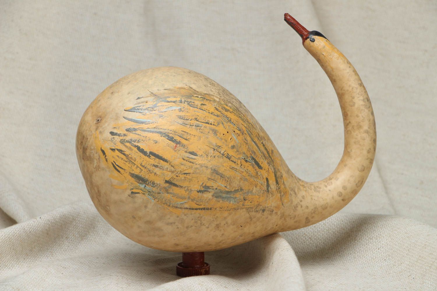 Decorative gourd sculpture Swan photo 1