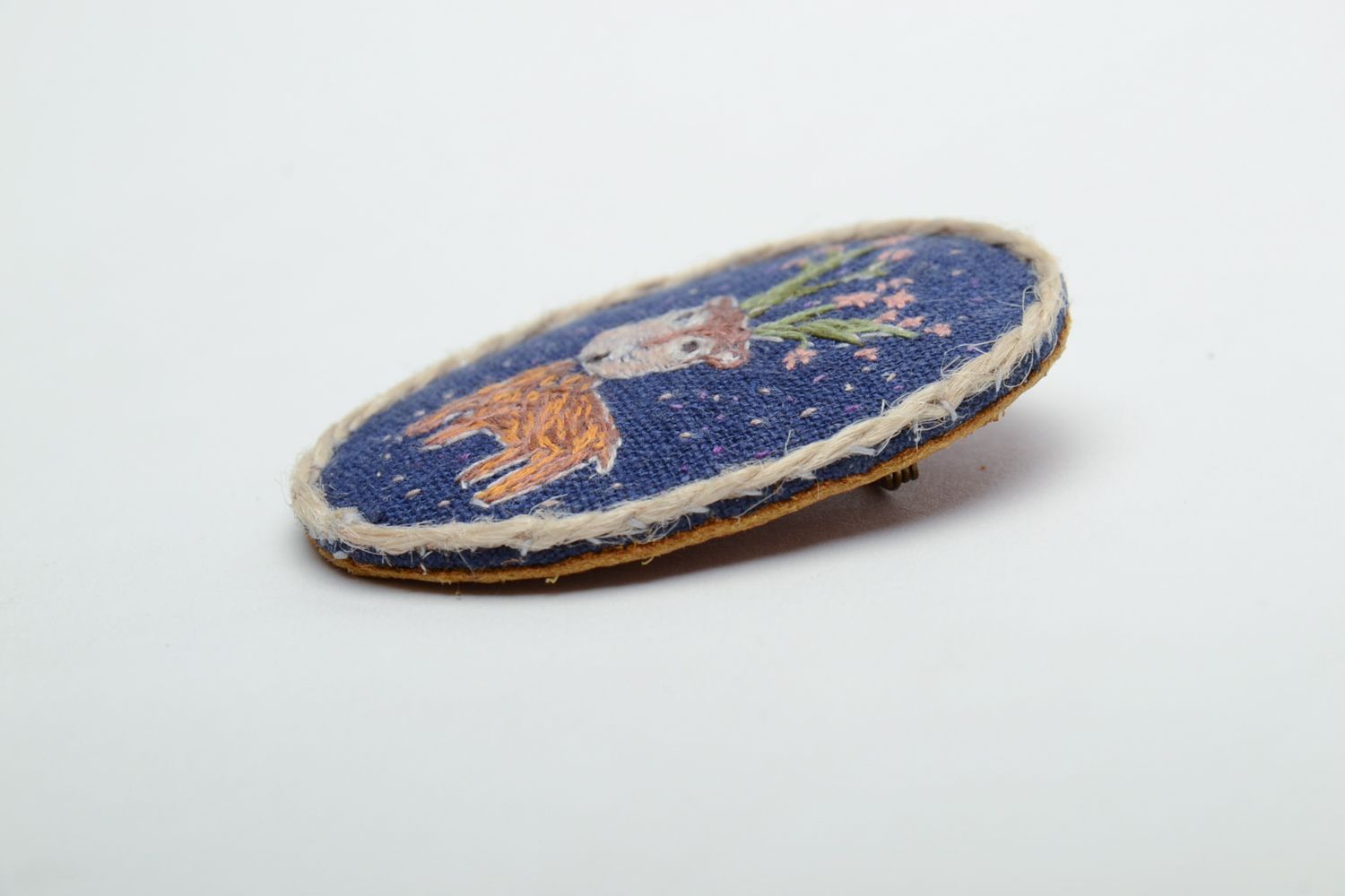 Hand embroidered brooch Deer photo 3