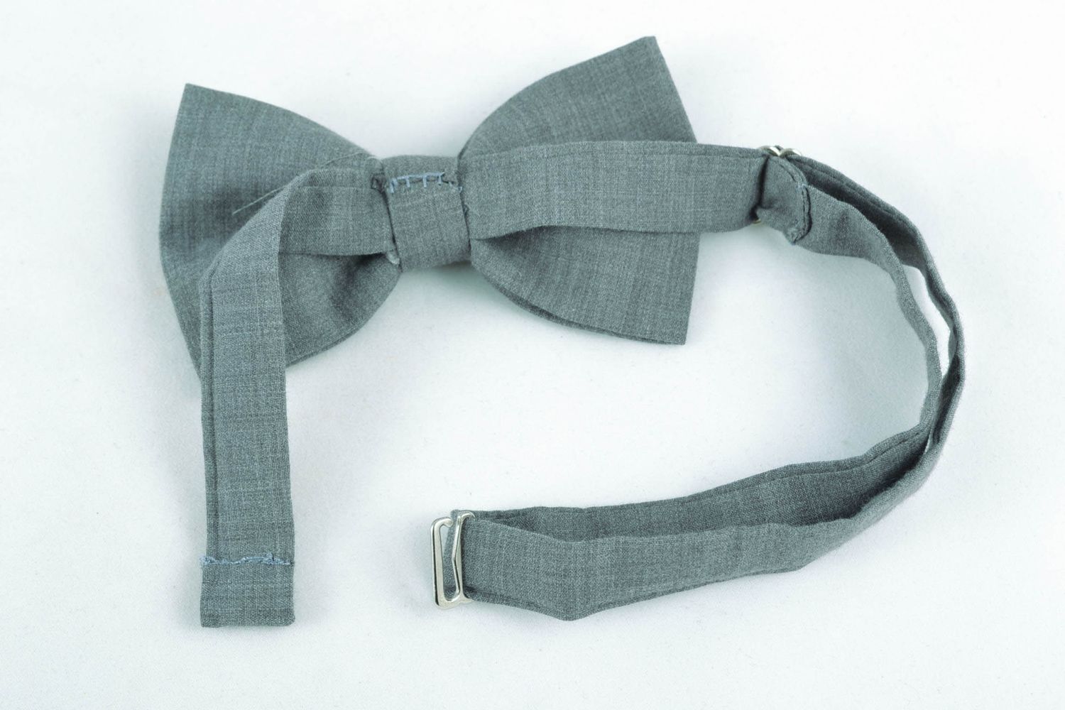 Cotton bow tie of gray color photo 4