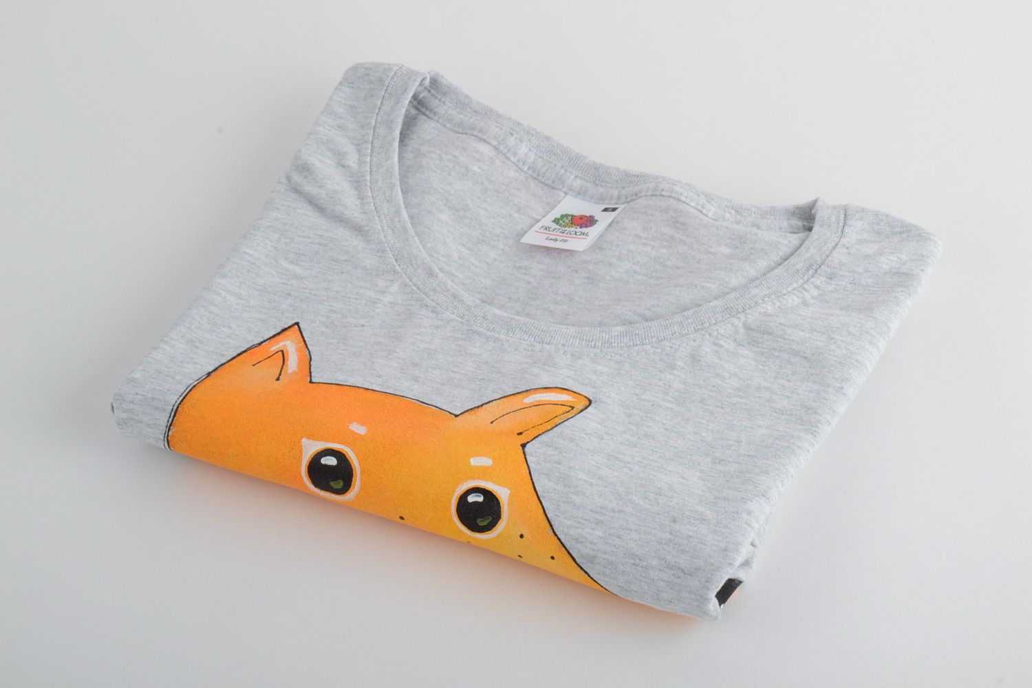 T-shirt pour femme gris peint à l'acrylique fait main avec image de renard   photo 4