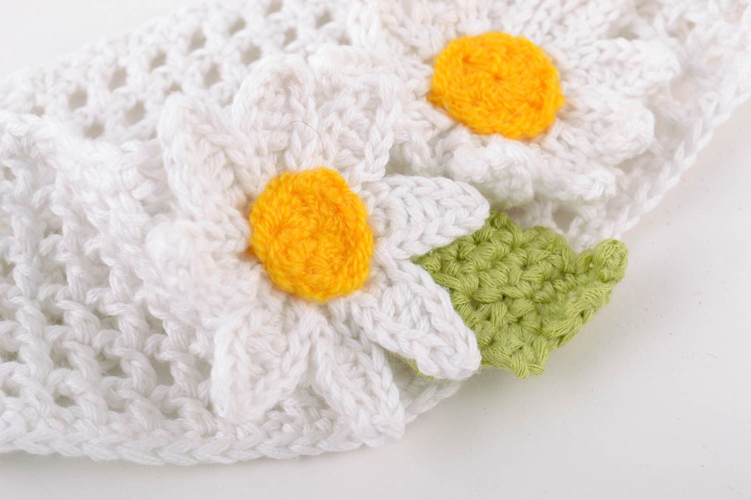 Weißes Baby Häkel Haarband mit Blumen Kamillen aus Baumwolle Handarbeit foto 2