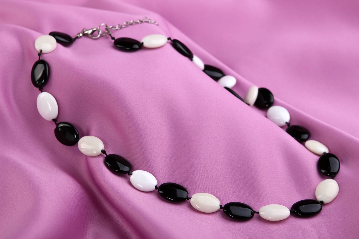 Collar artesanal de ágata blanco y negro bisutería de moda regalo para mujer foto 1
