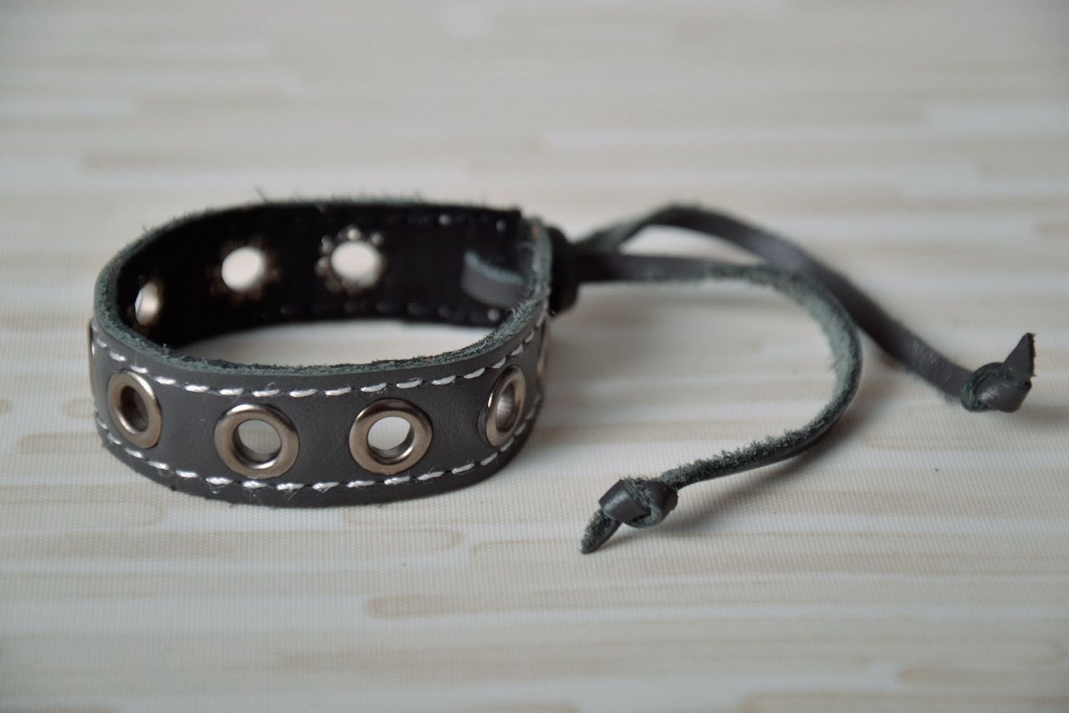 Dark gray bracelet photo 1